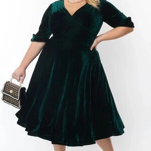 Elegant Green Velvet Dress